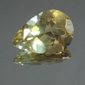 Bi-color quartz loose gemstone